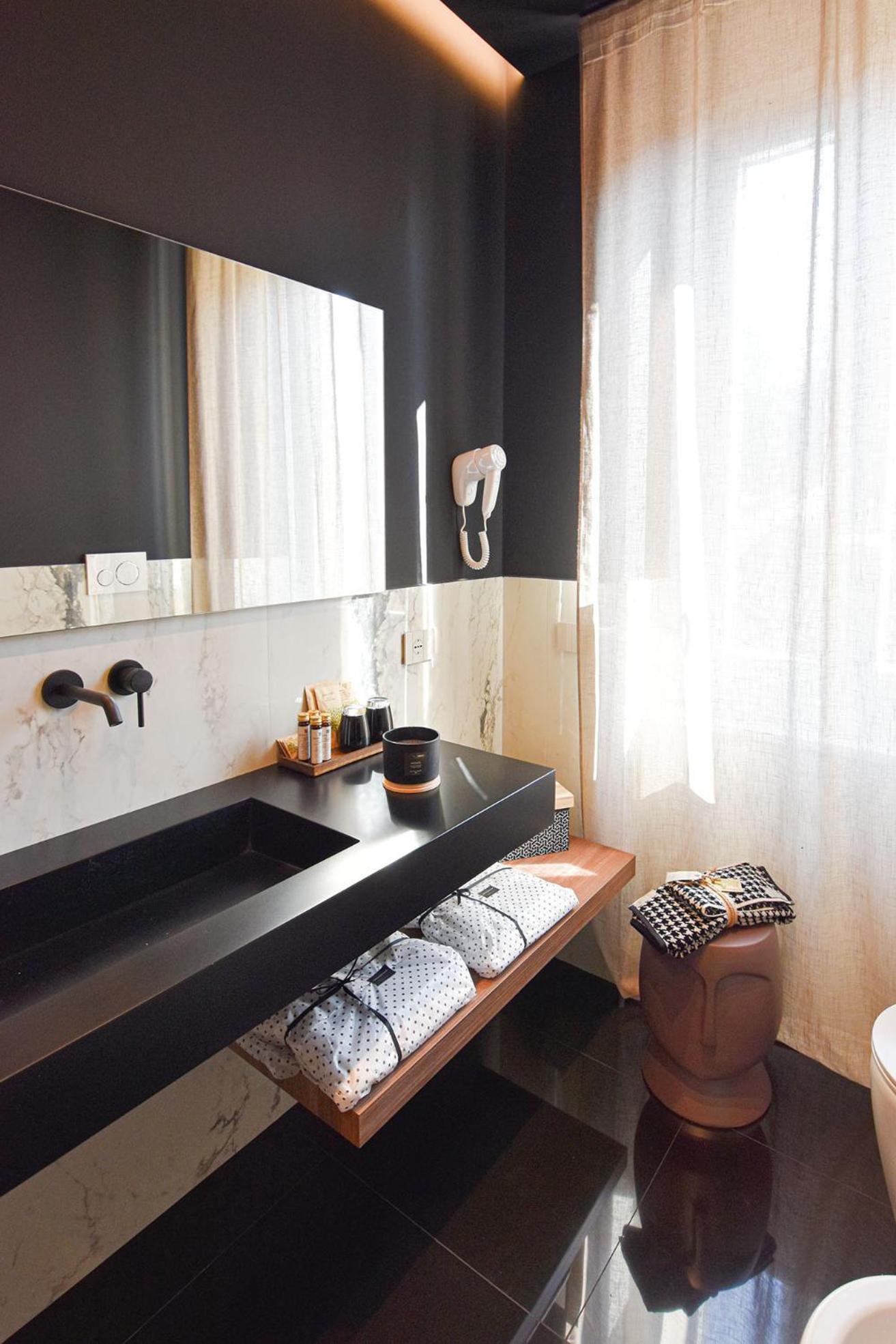 Nuova Cafe' Suite Salice Terme Exterior foto